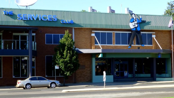 The Parkes Services Club
