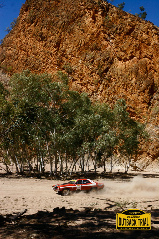 Col Desbrow/Bob Grant - Ford Fairlane